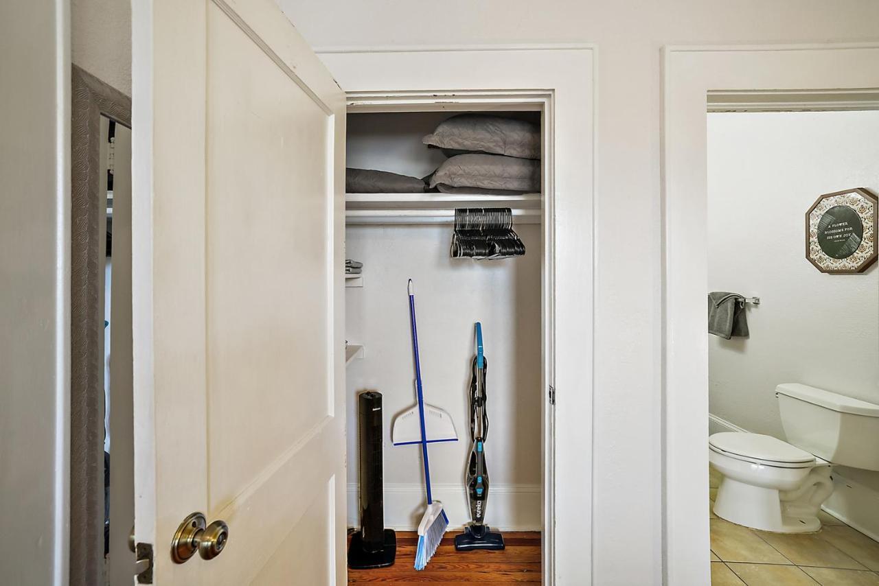 Downtown Den-King Bed~Heart Of Eustis~Queen Sleeper~Upstairs~Bright & Happy מראה חיצוני תמונה
