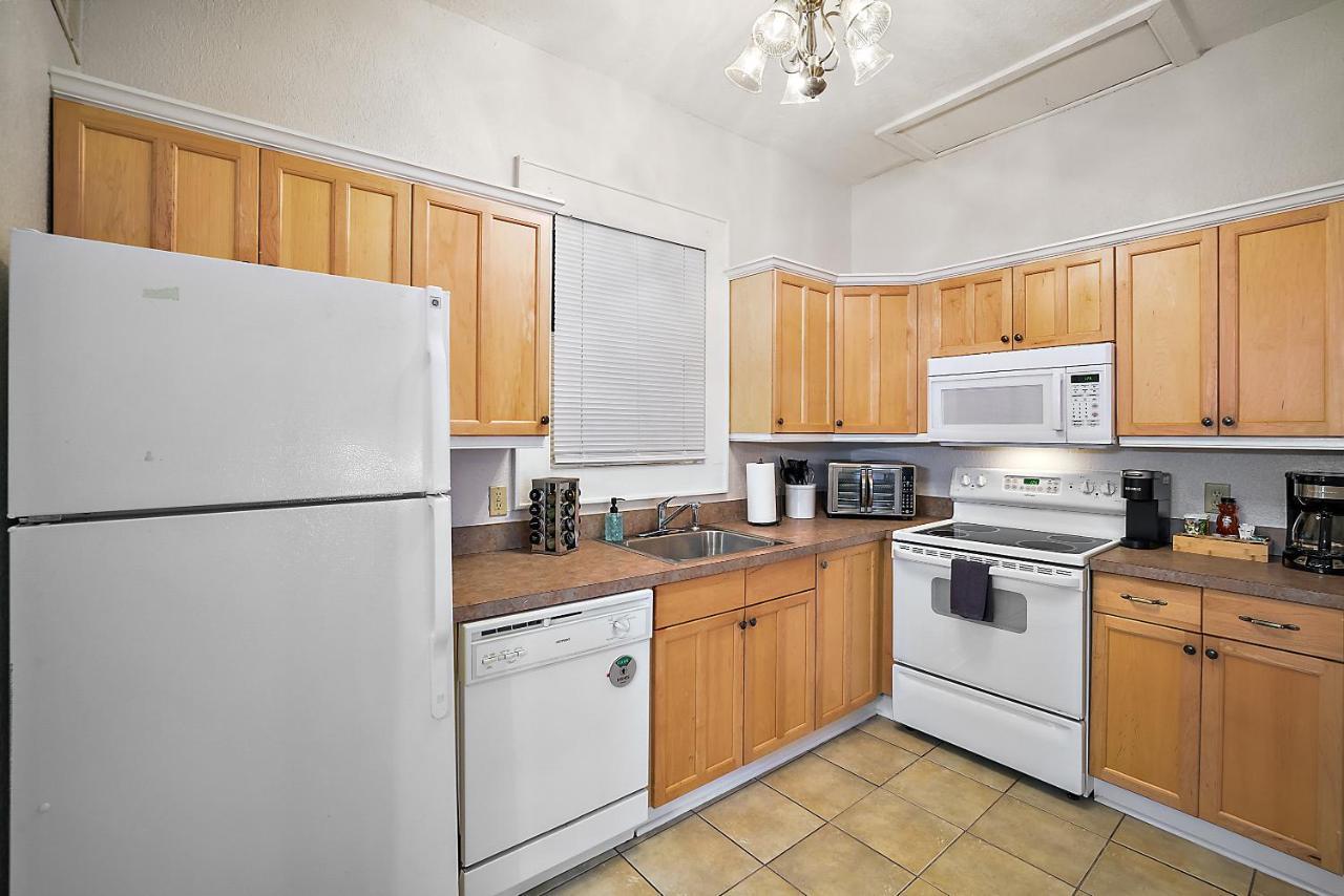 Downtown Den-King Bed~Heart Of Eustis~Queen Sleeper~Upstairs~Bright & Happy מראה חיצוני תמונה